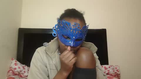 Snapshot of empressvee24 chatting on November 14, 2025, 9:46 pm vee online show from November 14, 2025, 9:46 pm