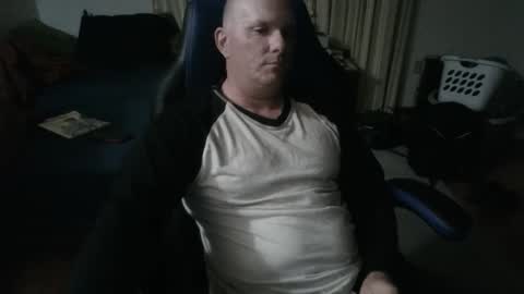 Snapshot of emsguy1 chatting on October 26, 2025, 3:34 am Matt online show from October 26, 2025, 3:34 am