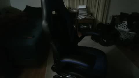 Snapshot of emsguy1 chatting on November 18, 2025, 4:28 am Matt online show from November 18, 2025, 4:28 am