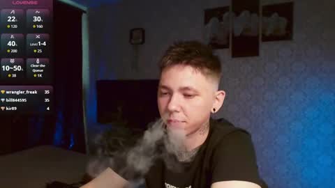 Snapshot of emveeboy96 chatting on May 16, 2026, 6:21 am emveeboy96 online show from May 16, 2026, 6:21 am