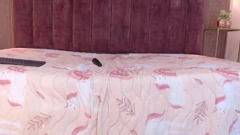 Emy online show from March 4, 2025, 11:32 pm