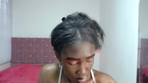 emyfuckpussy online show from October 14, 2025, 7:36 pm