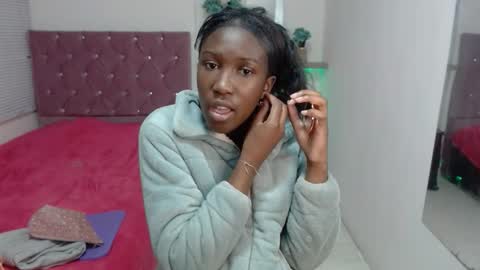 emyfuckpussy online show from October 17, 2025, 12:08 pm