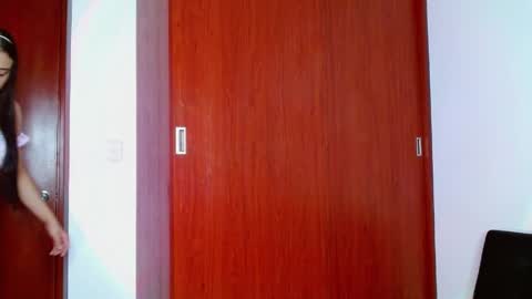 Snapshot of emysofia chatting on May 10, 2026, 5:01 am SOFI online show from May 10, 2026, 5:01 am