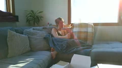 Snapshot of emyxxl chatting on February 8, 2026, 8:23 pm emyxxl online show from February 8, 2026, 8:23 pm