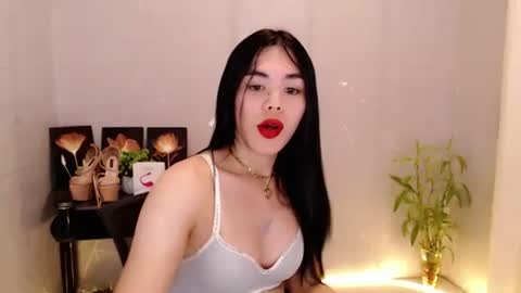 Snapshot of enchantress_mia03 chatting on May 31, 2026, 4:09 am enchantress_mia03 online show from May 31, 2026, 4:09 am