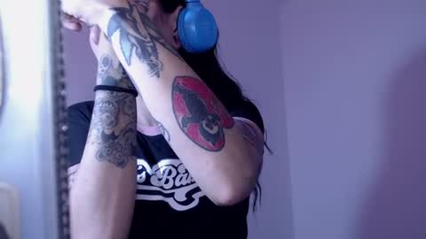 Snapshot of enchantressqueen chatting on July 29, 2026, 10:41 pm EnchantressQueen online show from July 29, 2026, 10:41 pm