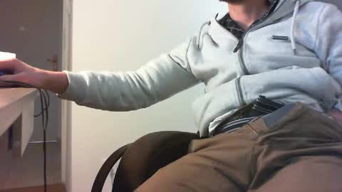 endearment115 online show from December 8, 2024, 2:09 pm