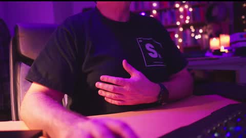 uk online show from February 20, 2025, 11:21 pm