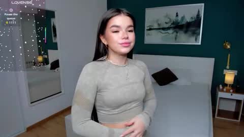 Snapshot of engelaven chatting on September 12, 2025, 7:19 am Christy online show from September 12, 2025, 7:19 am