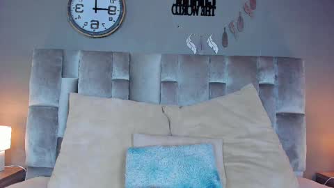  E N G E L  online show from February 24, 2025, 7:30 pm