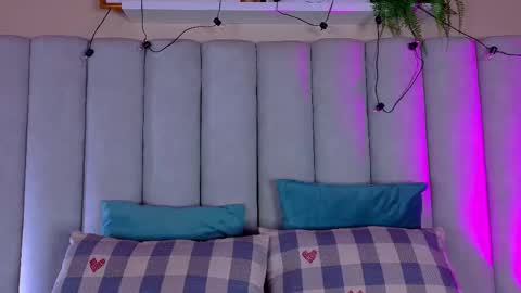  E N G E L  online show from October 7, 2025, 7:55 pm