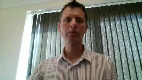 Snapshot of englishguy183 chatting on June 16, 2026, 9:34 am EnglishGuy183 online show from June 16, 2026, 9:34 am