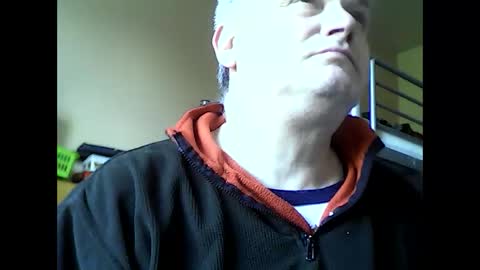 englishguysurrey online show from April 13, 2026, 9:59 am