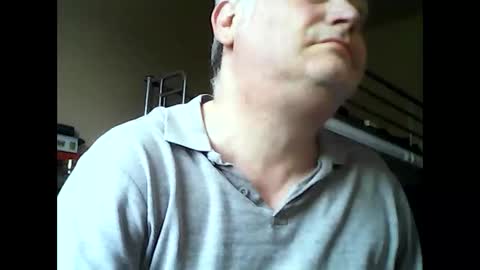 Snapshot of englishguysurrey chatting on June 3, 2026, 4:59 am englishguysurrey online show from June 3, 2026, 4:59 am