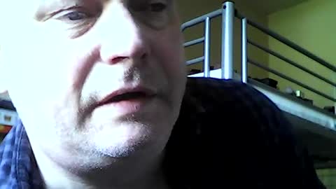 Snapshot of englishguysurrey chatting on June 14, 2026, 6:15 am englishguysurrey online show from June 14, 2026, 6:15 am