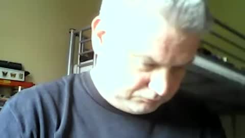 Snapshot of englishguysurrey chatting on July 7, 2026, 9:57 am englishguysurrey online show from July 7, 2026, 9:57 am