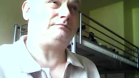 Snapshot of englishguysurrey chatting on August 5, 2026, 8:50 am englishguysurrey online show from August 5, 2026, 8:50 am