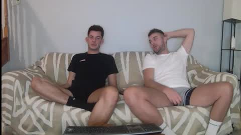 Englishladxxx online show from September 20, 2025, 10:00 pm