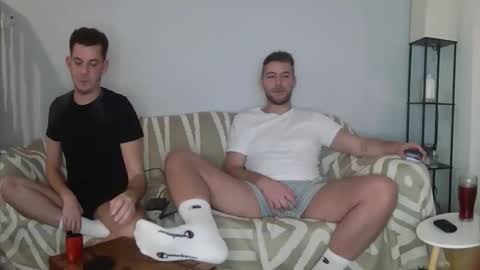 Englishladxxx online show from November 8, 2025, 11:14 pm