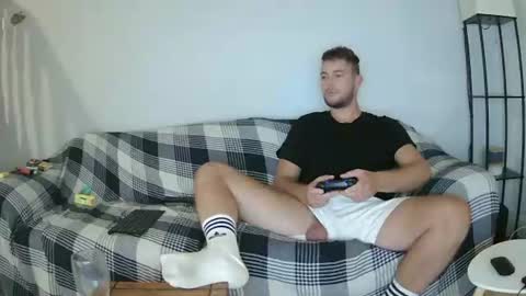Snapshot of englishladxxx chatting on June 23, 2026, 8:51 pm Englishladxxx online show from June 23, 2026, 8:51 pm