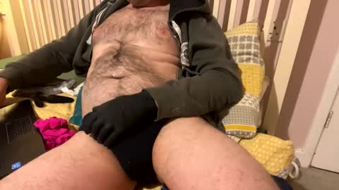 Snapshot of englishshyguyuk chatting on December 3, 2024, 8:28 pm englishshyguyuk online show from December 3, 2024, 8:28 pm