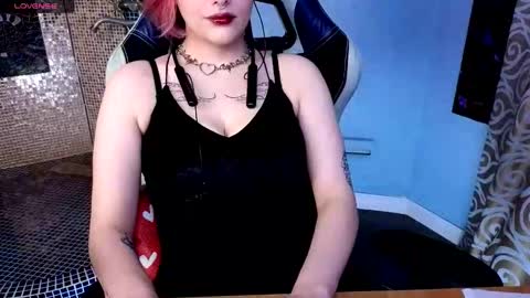 enifery online show from February 19, 2026, 6:26 pm