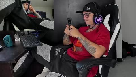 enjoymycock99 online show from March 8, 2025, 12:41 pm