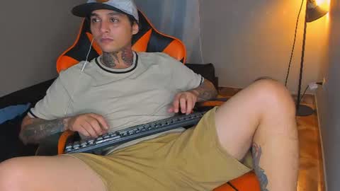 Snapshot of enjoymycock99 chatting on July 10, 2026, 3:33 am enjoymycock99 online show from July 10, 2026, 3:33 am