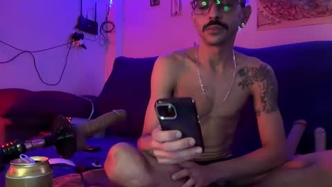 Luke online show from October 4, 2025, 8:12 am