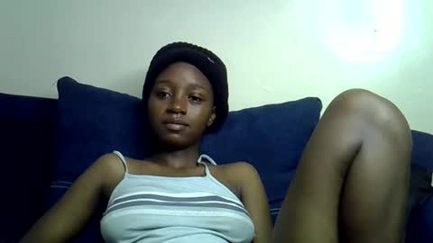 Snapshot of enkarxx chatting on April 24, 2026, 12:18 pm enkarxx online show from April 24, 2026, 12:18 pm