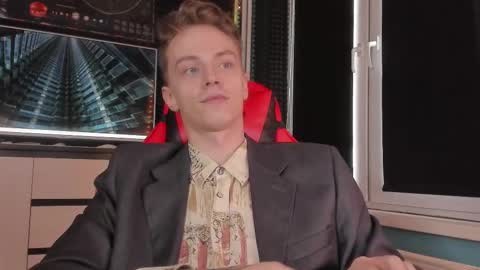 Snapshot of enkeer chatting on October 31, 2025, 7:31 am Enker online show from October 31, 2025, 7:31 am