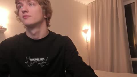 Snapshot of enkeer chatting on November 6, 2025, 5:47 pm Enker online show from November 6, 2025, 5:47 pm