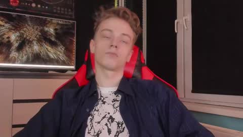 Snapshot of enkeer chatting on November 18, 2025, 4:44 pm Enker online show from November 18, 2025, 4:44 pm