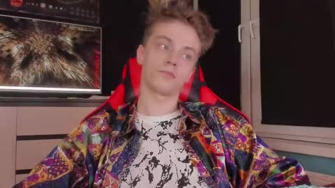 Snapshot of enkeer chatting on December 1, 2025, 3:44 am Enker online show from December 1, 2025, 3:44 am