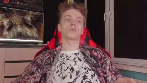 Snapshot of enkeer chatting on December 3, 2025, 5:48 am Enker online show from December 3, 2025, 5:48 am