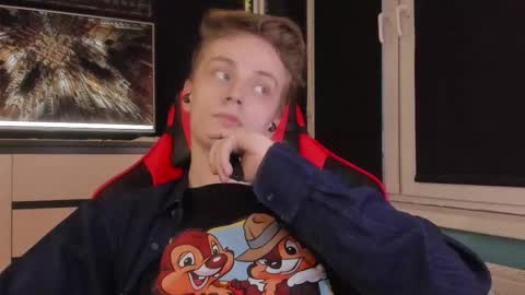 Enker online show from March 26, 2026, 3:23 am