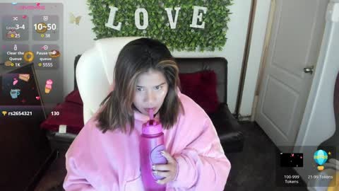 Enma clark online show from January 18, 2025, 7:59 am