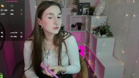enn_allenn online show from October 2, 2025, 1:45 am