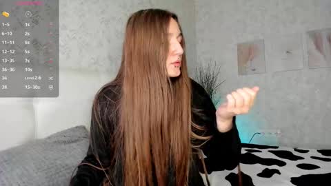 enn_allenn online show from October 5, 2025, 8:23 am