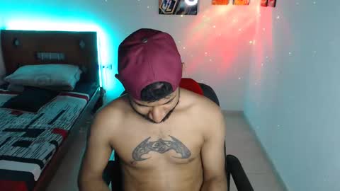 enriblack92 online show from December 27, 2024, 6:53 pm