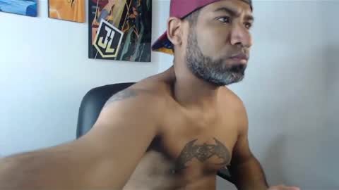 enriblack92 online show from January 22, 2025, 7:03 pm