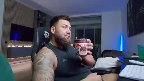 Erik online show from June 21, 2026, 6:54 pm