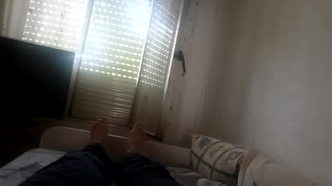 enrique696912345 online show from April 21, 2026, 9:04 am