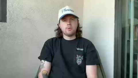 Snapshot of entreporneur chatting on October 14, 2025, 3:46 pm FOLLOW JOIN MY CULT online show from October 14, 2025, 3:46 pm