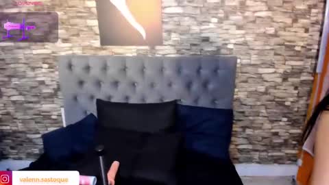 Snapshot of enyel_valmina chatting on March 7, 2025, 11:38 pm Enyel online show from March 7, 2025, 11:38 pm