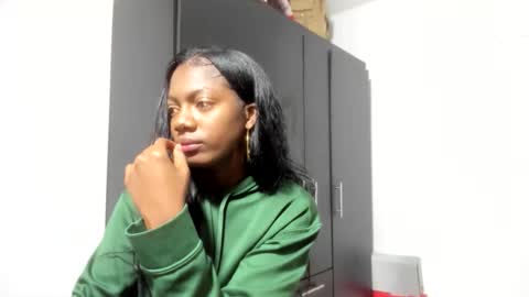 Angela online show from March 27, 2026, 11:59 pm