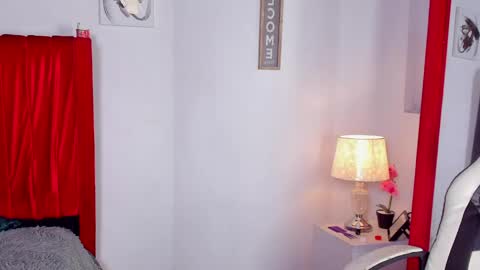enzo_corleone online show from April 28, 2026, 5:01 am