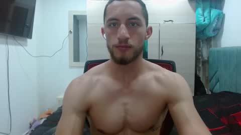 enzo_savage online show from September 26, 2025, 5:50 pm