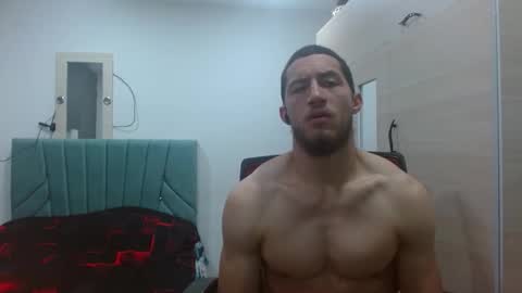 enzo_savage online show from October 19, 2025, 5:46 pm